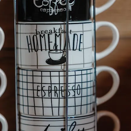 Les Alpages 샬레 더뷔