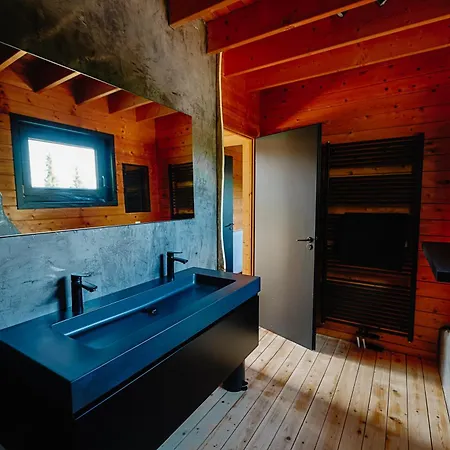 샬레 Les Alpages *